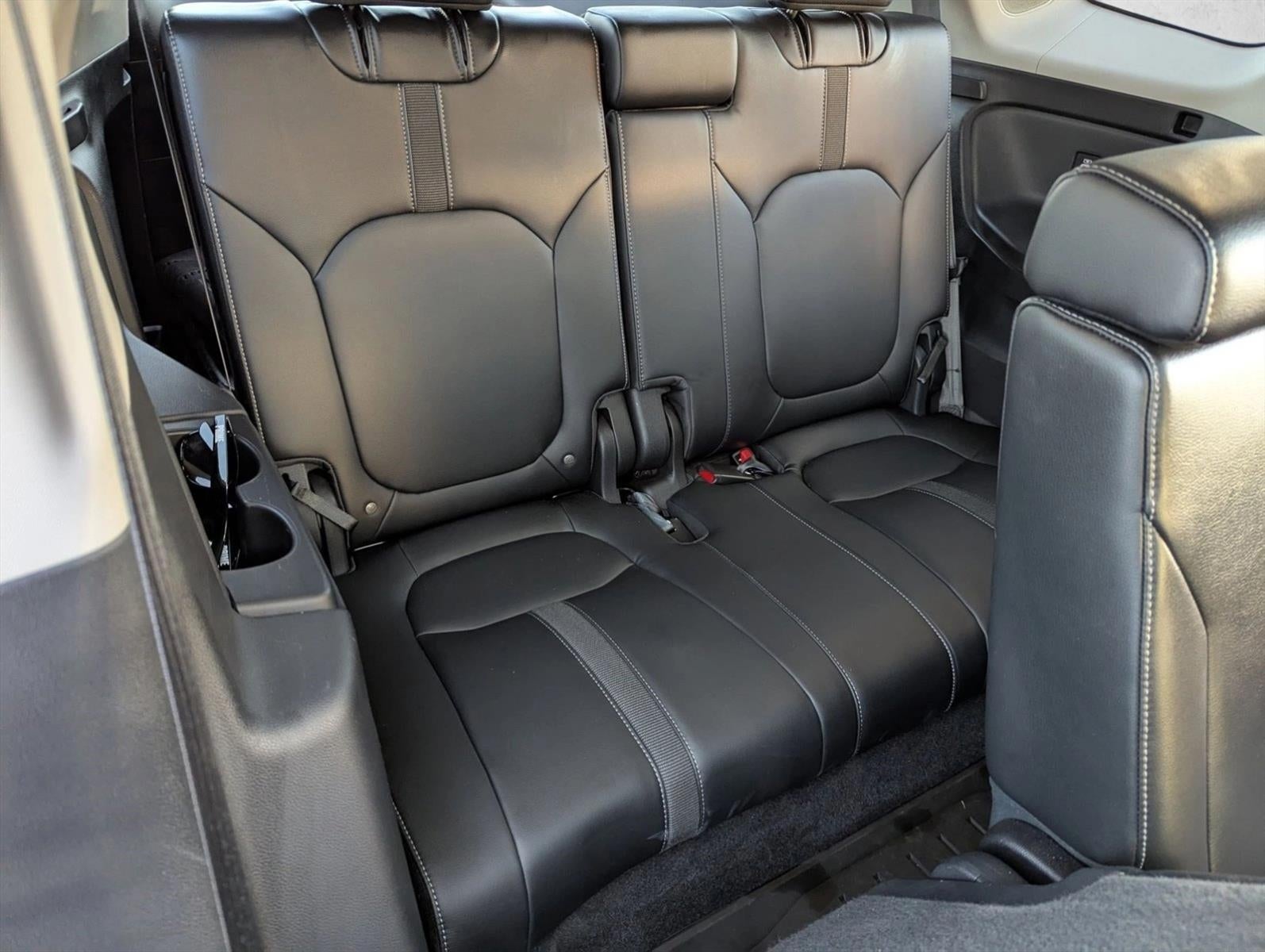 2023 Honda Pilot Touring 2WD