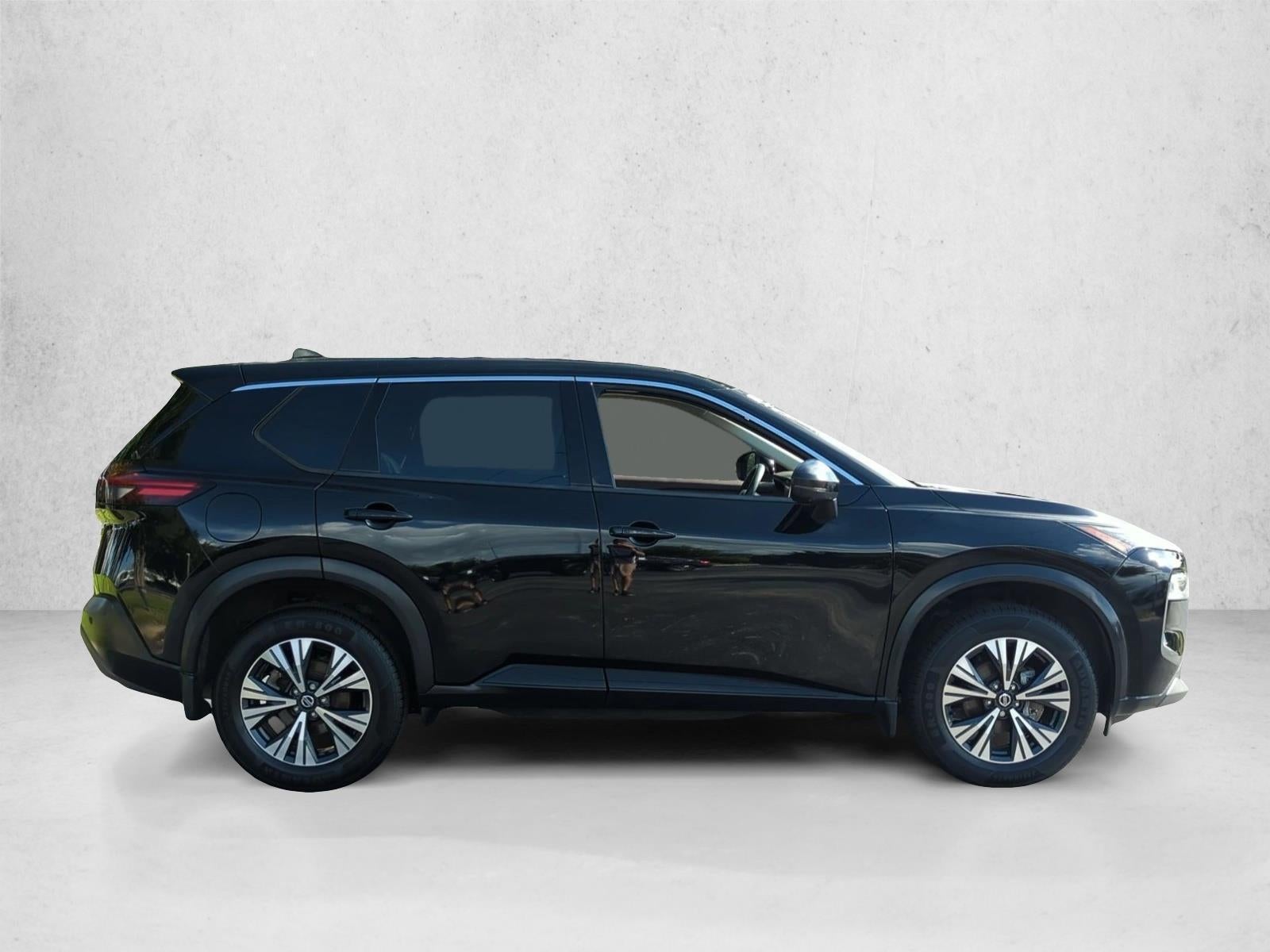2021 Nissan Rogue FWD SV