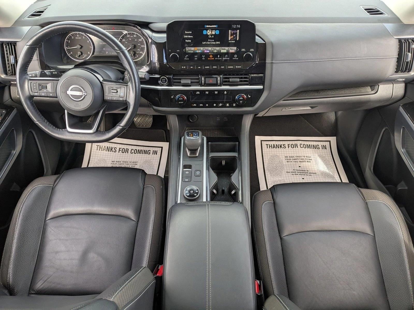 2022 Nissan Pathfinder SL 4WD