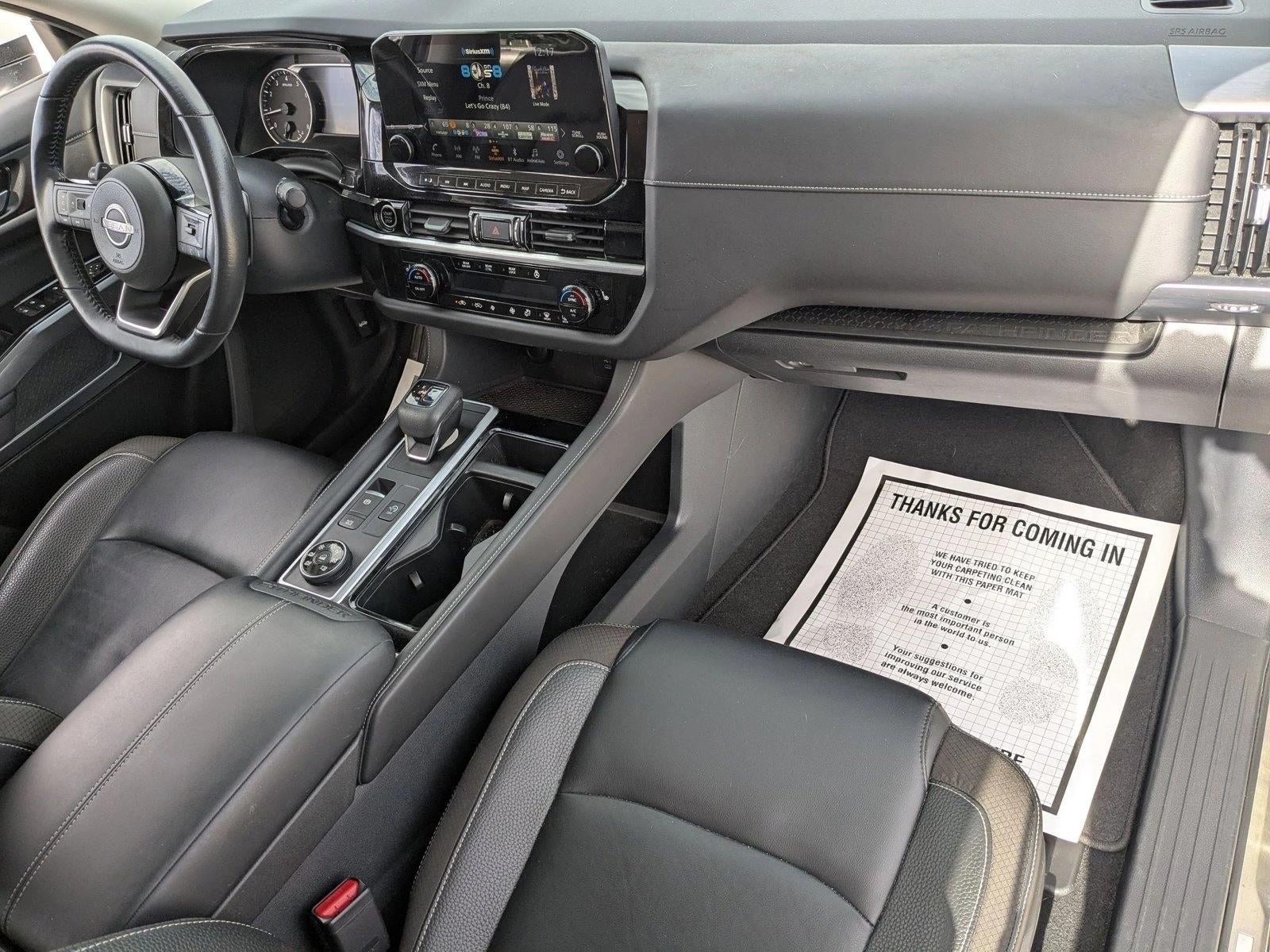 2022 Nissan Pathfinder SL 4WD