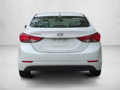 2015 Hyundai ELANTRA 4dr Sdn Auto SE