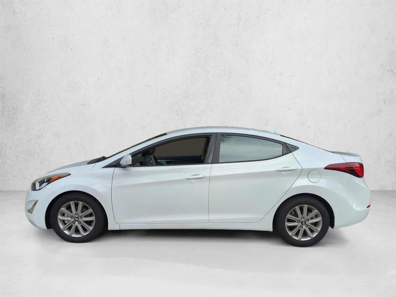 2015 Hyundai ELANTRA 4dr Sdn Auto SE