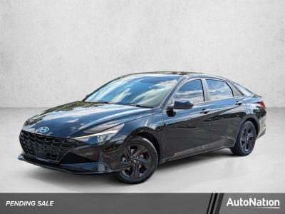 2022 Hyundai ELANTRA SEL IVT