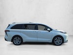 2021 Toyota Sienna Platinum FWD 7-Passenger (Natl)