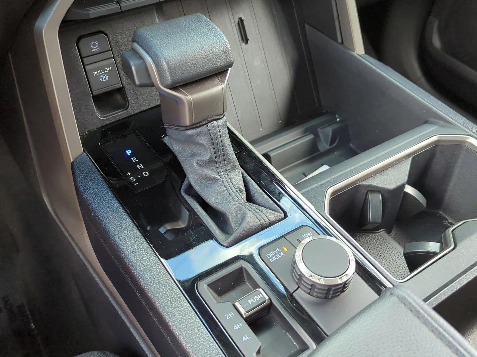 2024 Toyota Tundra 4WD 4WD SR5 CrewMax 5.5' Bed (SE)
