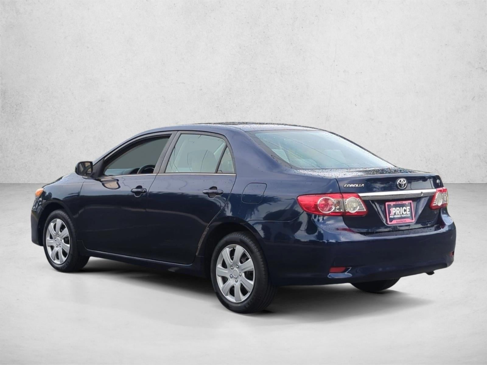 2013 Toyota Corolla 4dr Sdn Auto LE (Natl)