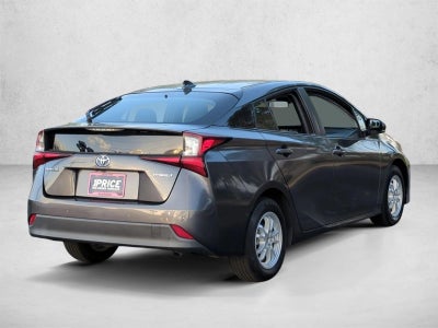 2019 Toyota Prius LE (Natl)