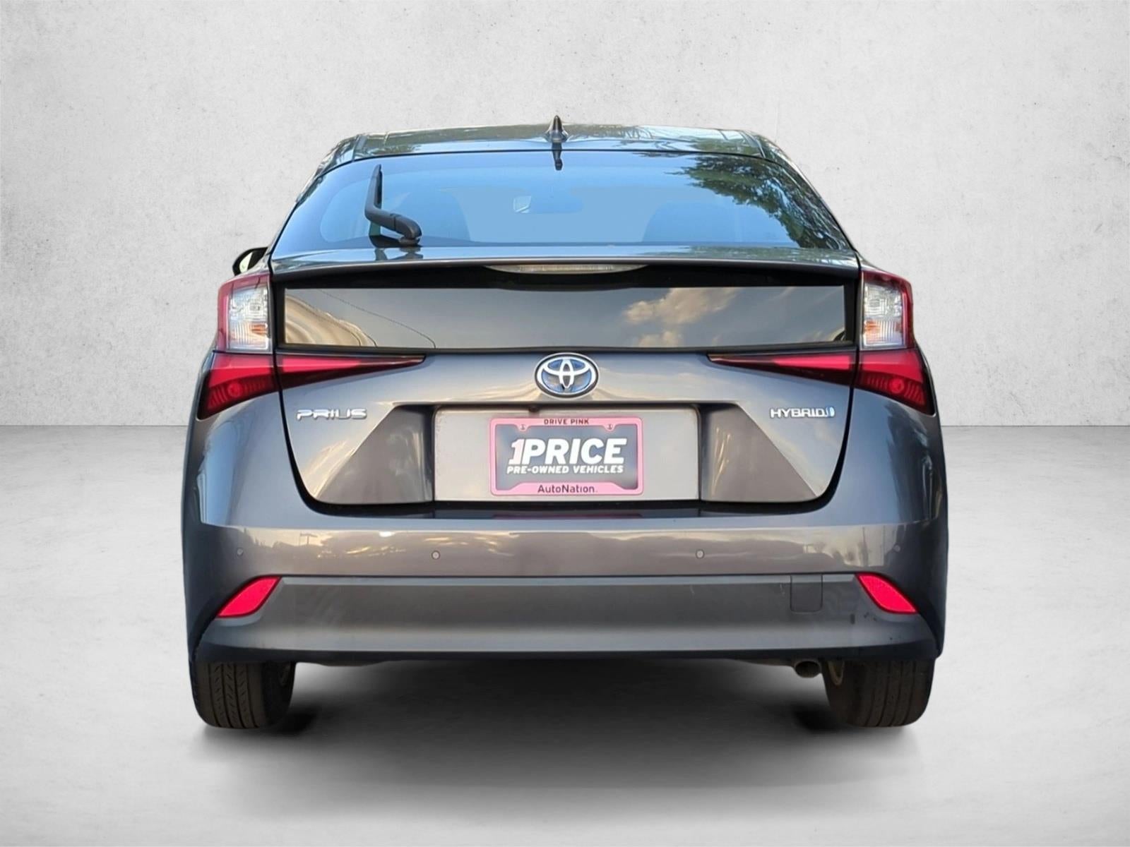 2019 Toyota Prius LE (Natl)