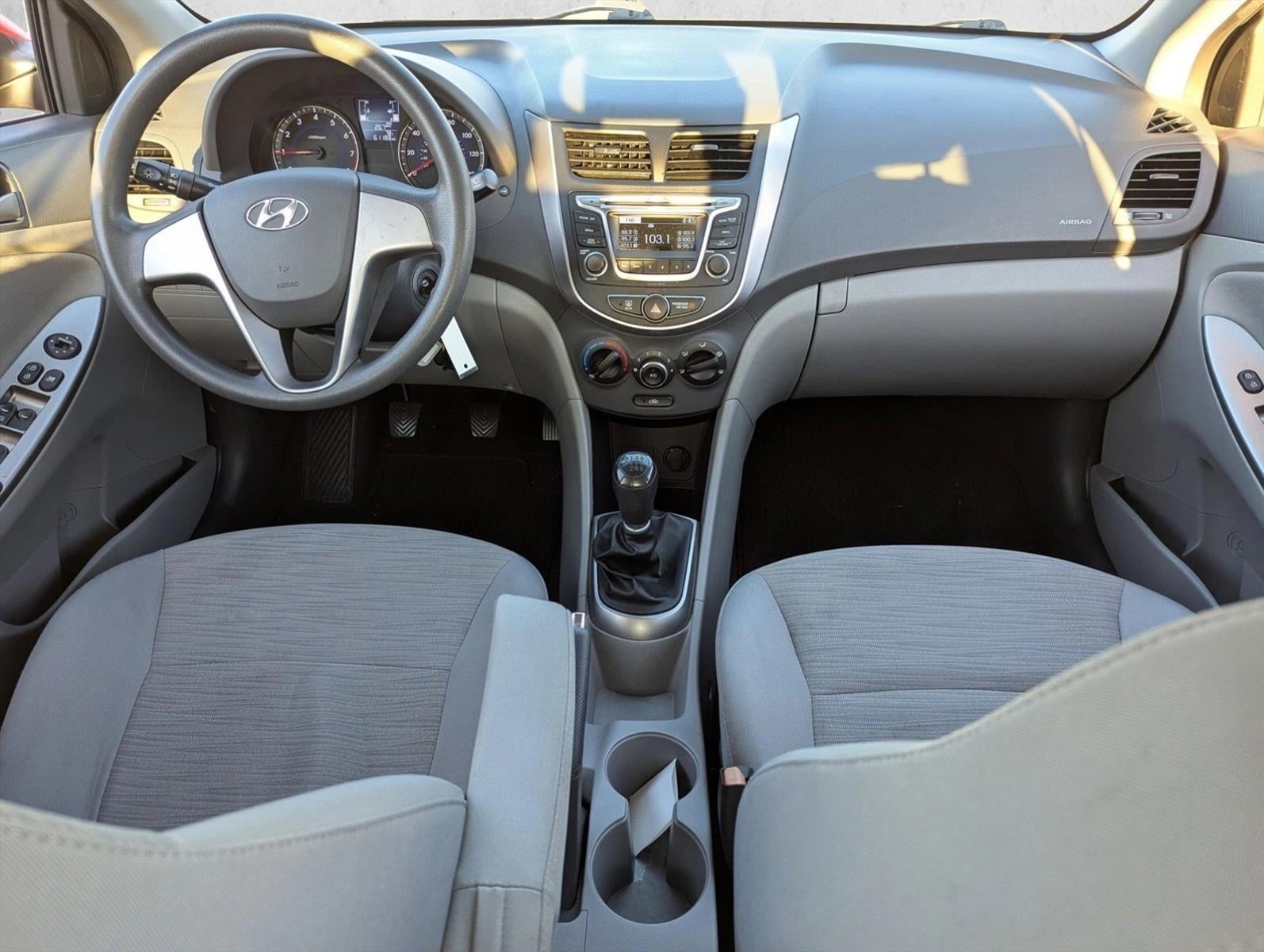 2016 Hyundai ACCENT 4dr Sdn Man SE