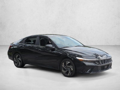 2025 Hyundai ELANTRA SEL Convenience IVT