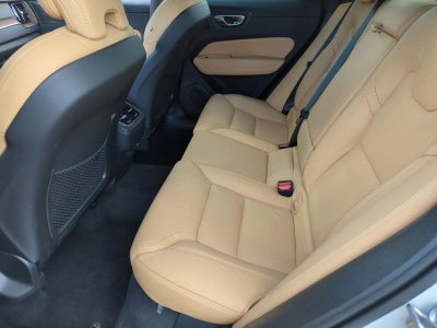 2025 Volvo XC60 B5 AWD Ultra
