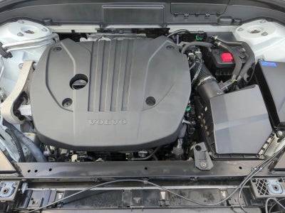 2025 Volvo XC60 B5 AWD Ultra