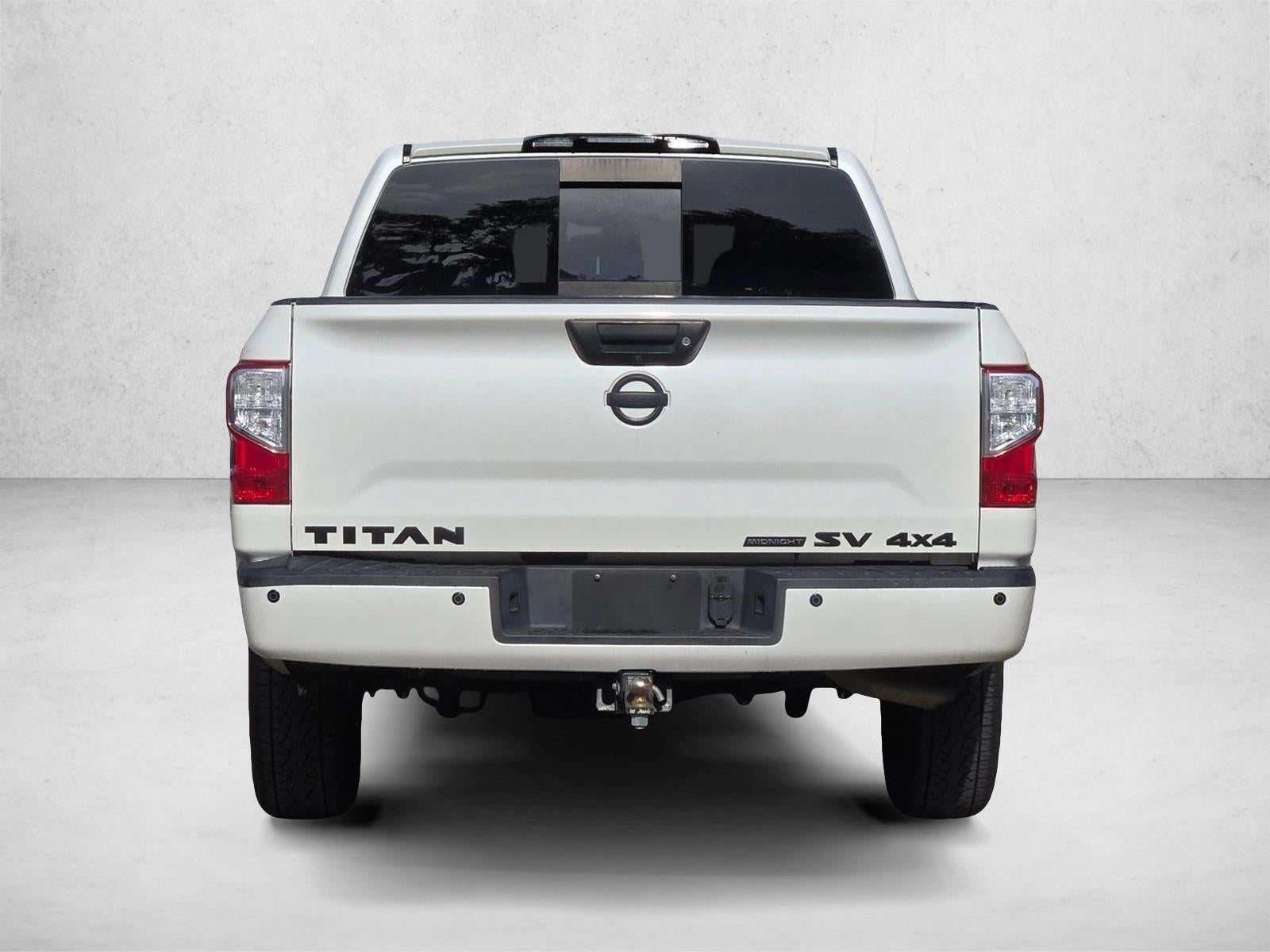 2019 Nissan Titan 4x4 Crew Cab SV