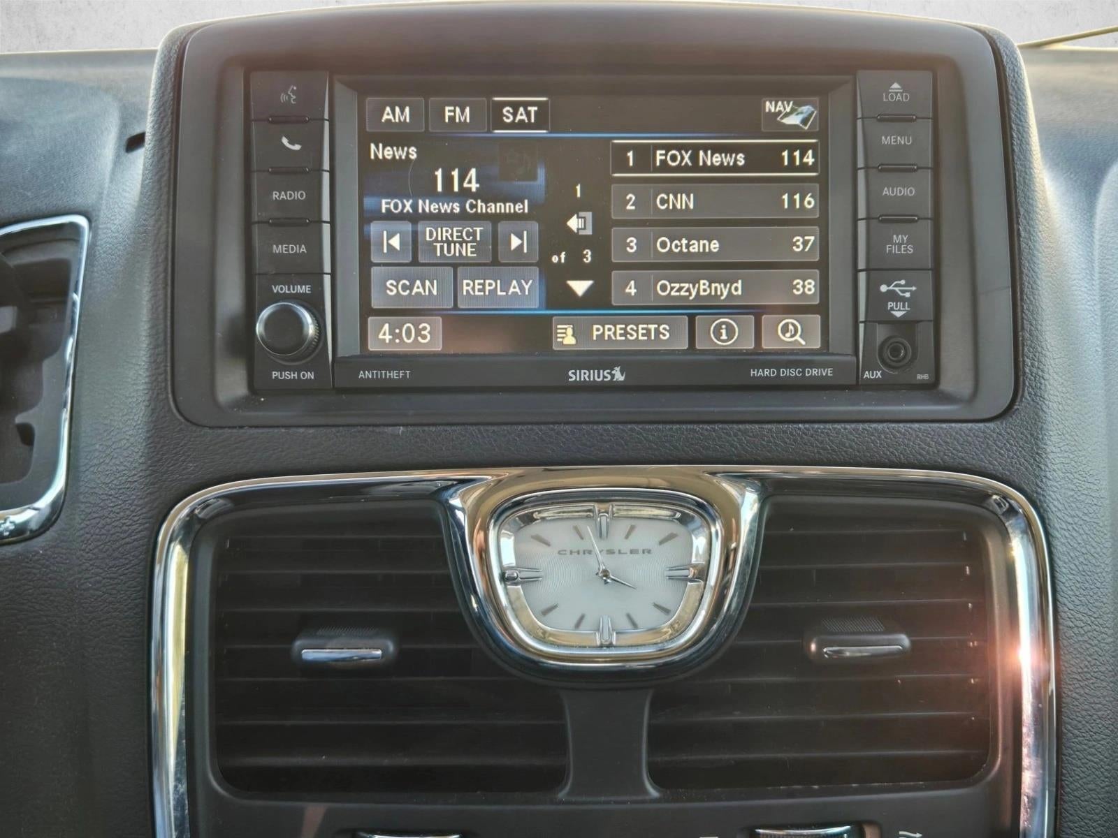 2016 Chrysler Town & Country 4dr Wgn Touring-L