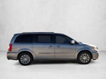 2016 Chrysler Town & Country 4dr Wgn Touring-L