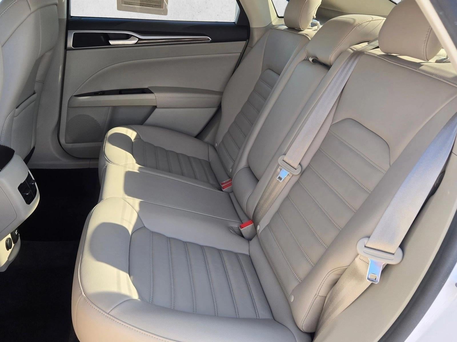 2018 Ford Fusion Energi SE FWD