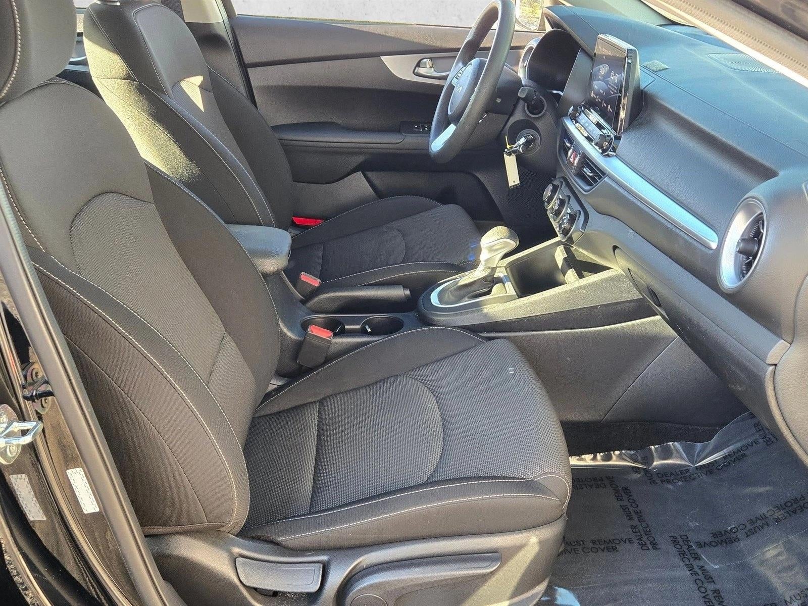 2024 Kia Forte LX IVT