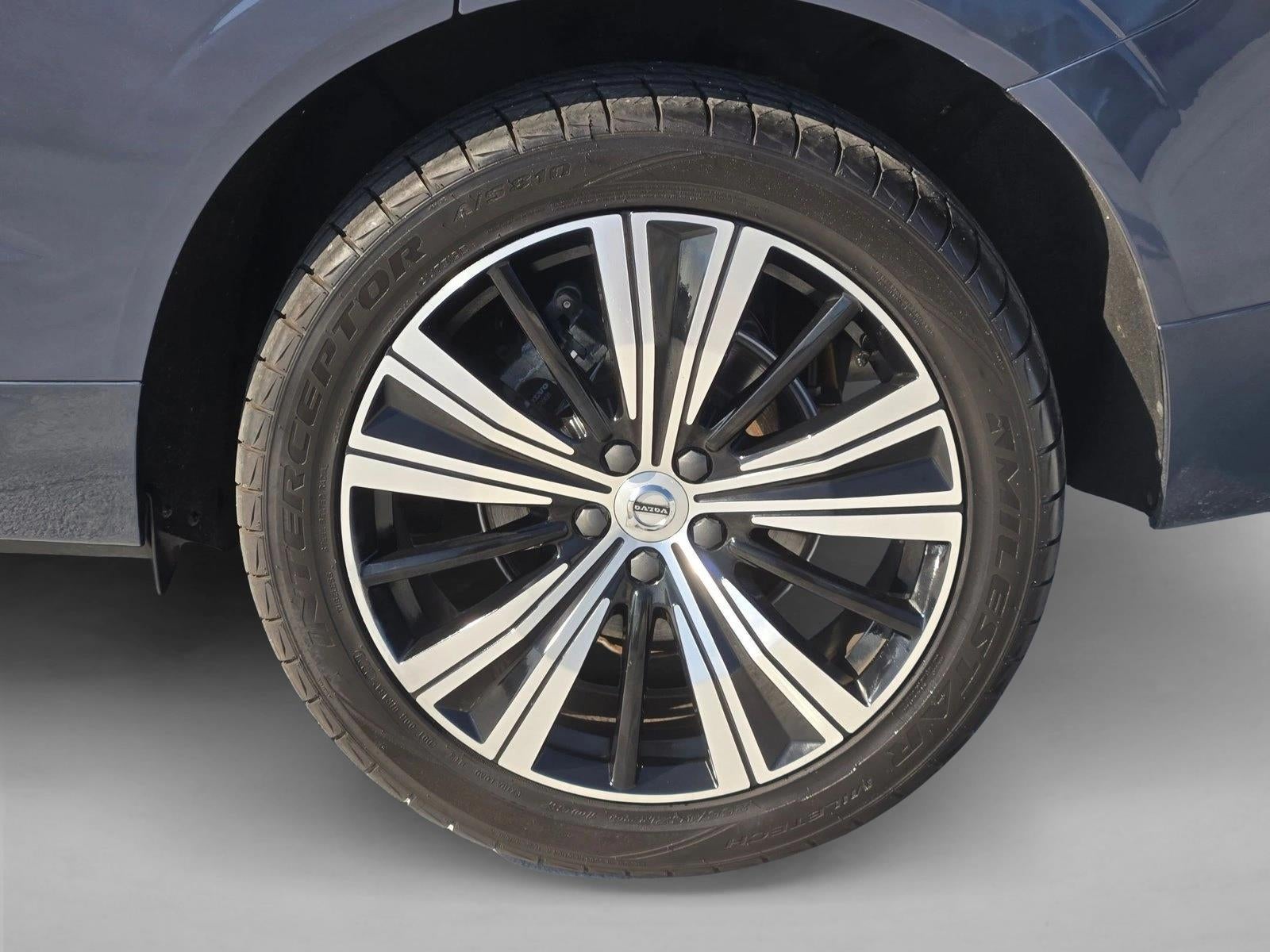 2022 Volvo XC60 B5 FWD Inscription