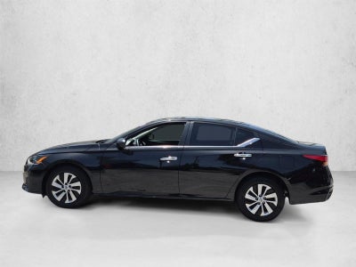 2025 Nissan Altima S FWD