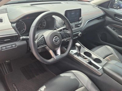 2021 Nissan Altima 2.5 SR Sedan