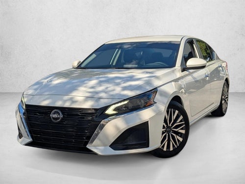 2023 Nissan Altima 2.5 SV Sedan