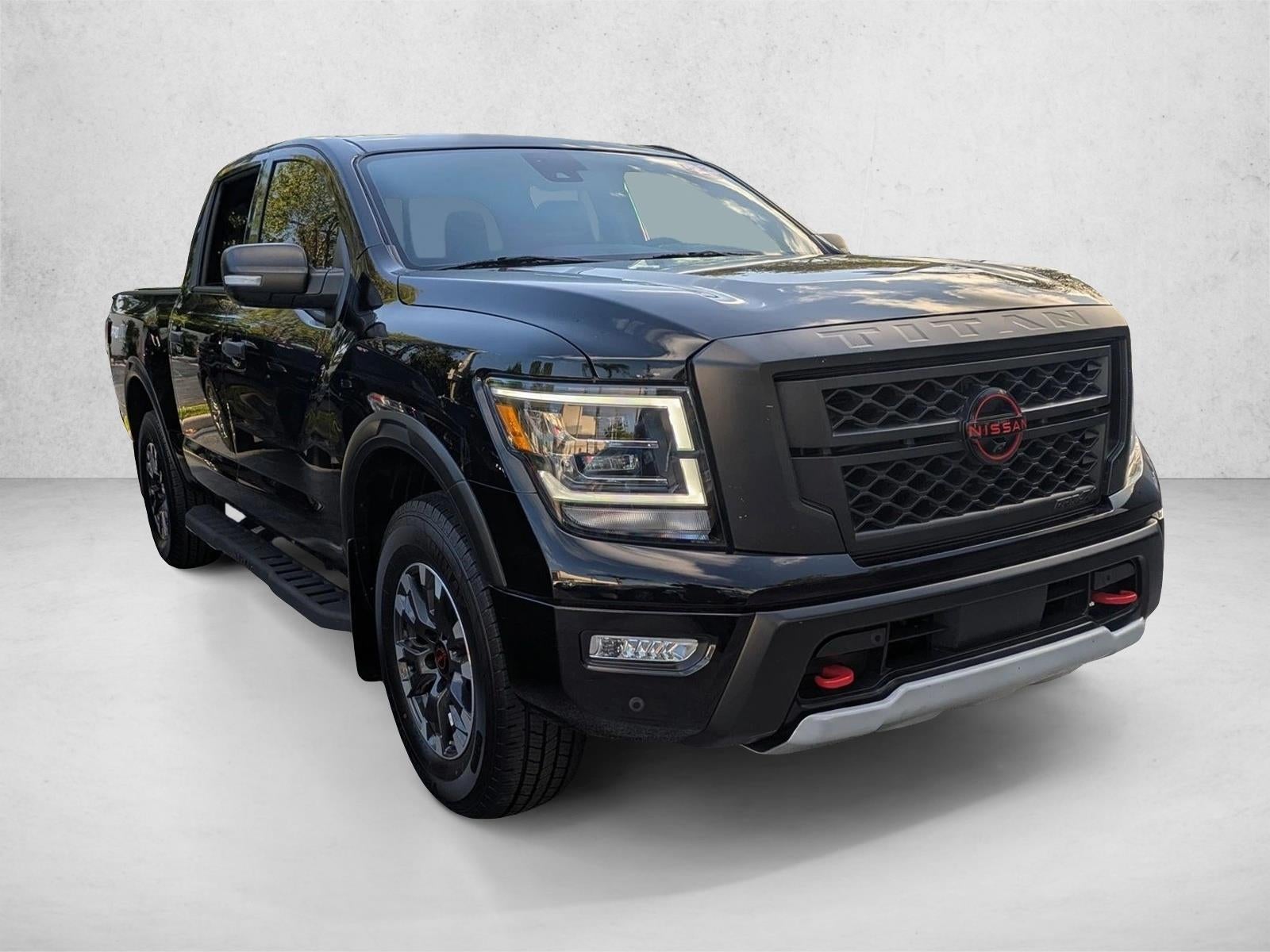 2023 Nissan Titan 4x4 Crew Cab PRO-4X