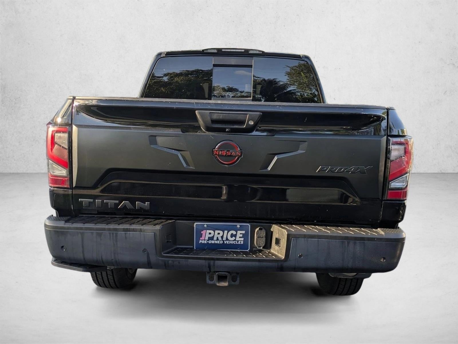 2023 Nissan Titan 4x4 Crew Cab PRO-4X