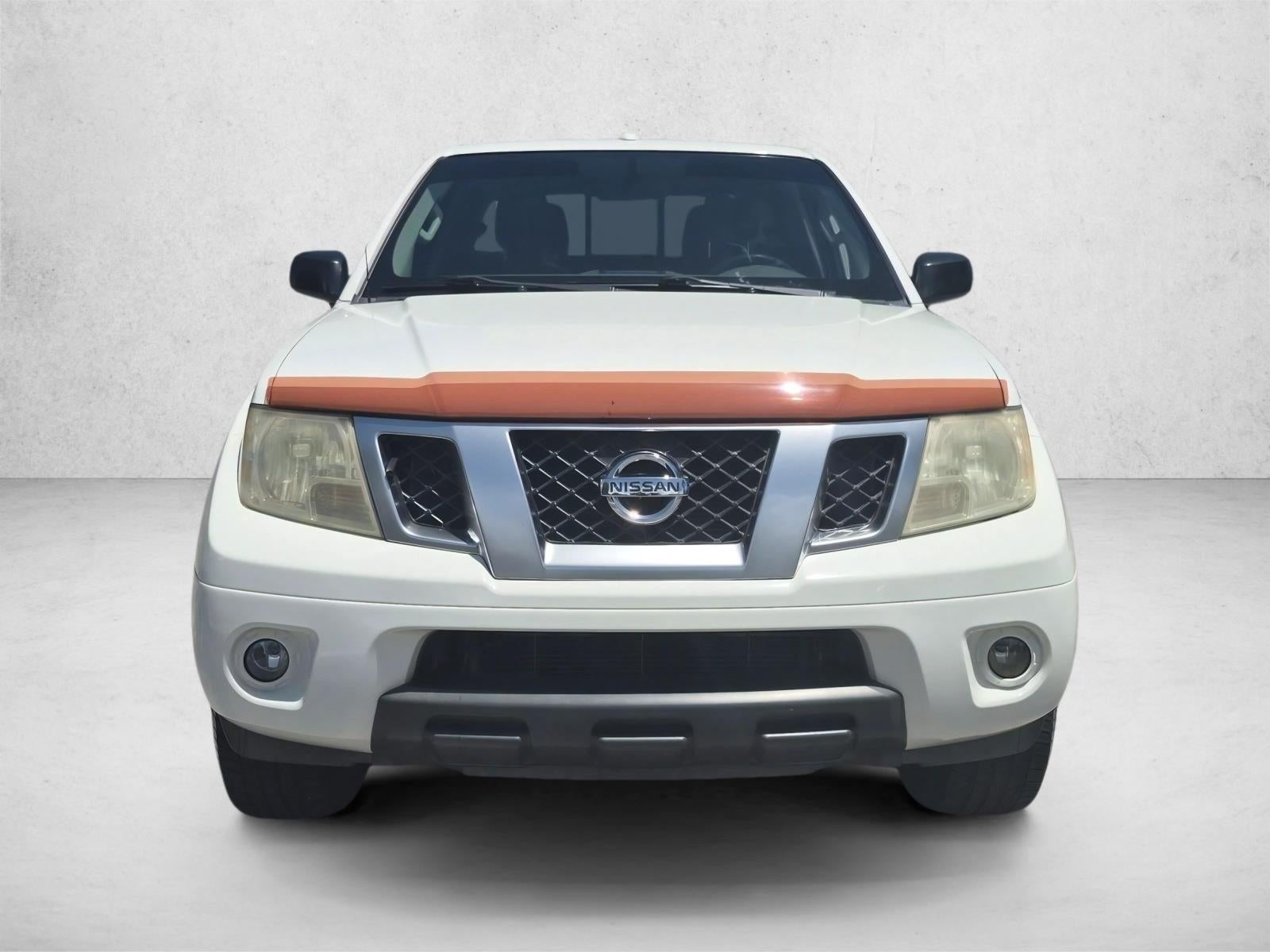 2015 Nissan Frontier 2WD Crew Cab SWB Auto Desert Runner