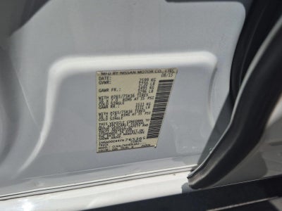2015 Nissan Frontier 2WD Crew Cab SWB Auto Desert Runner