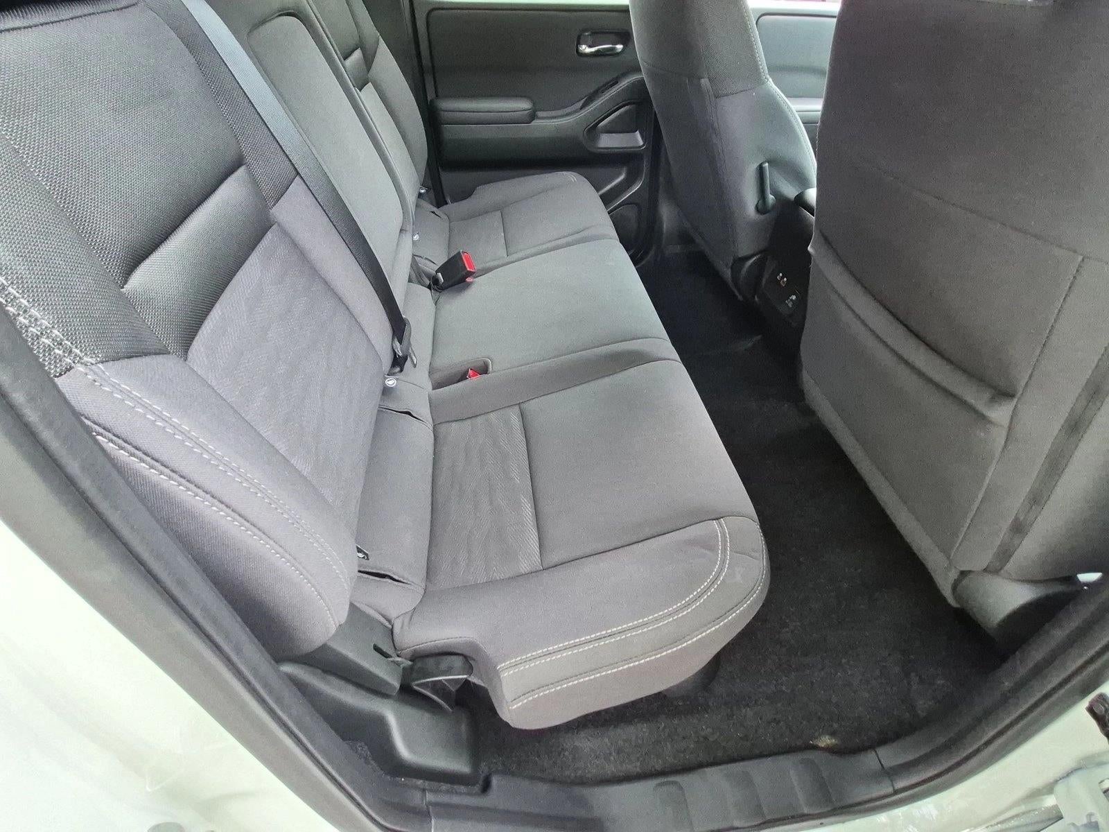 2024 Nissan Frontier Crew Cab 4x2 SV