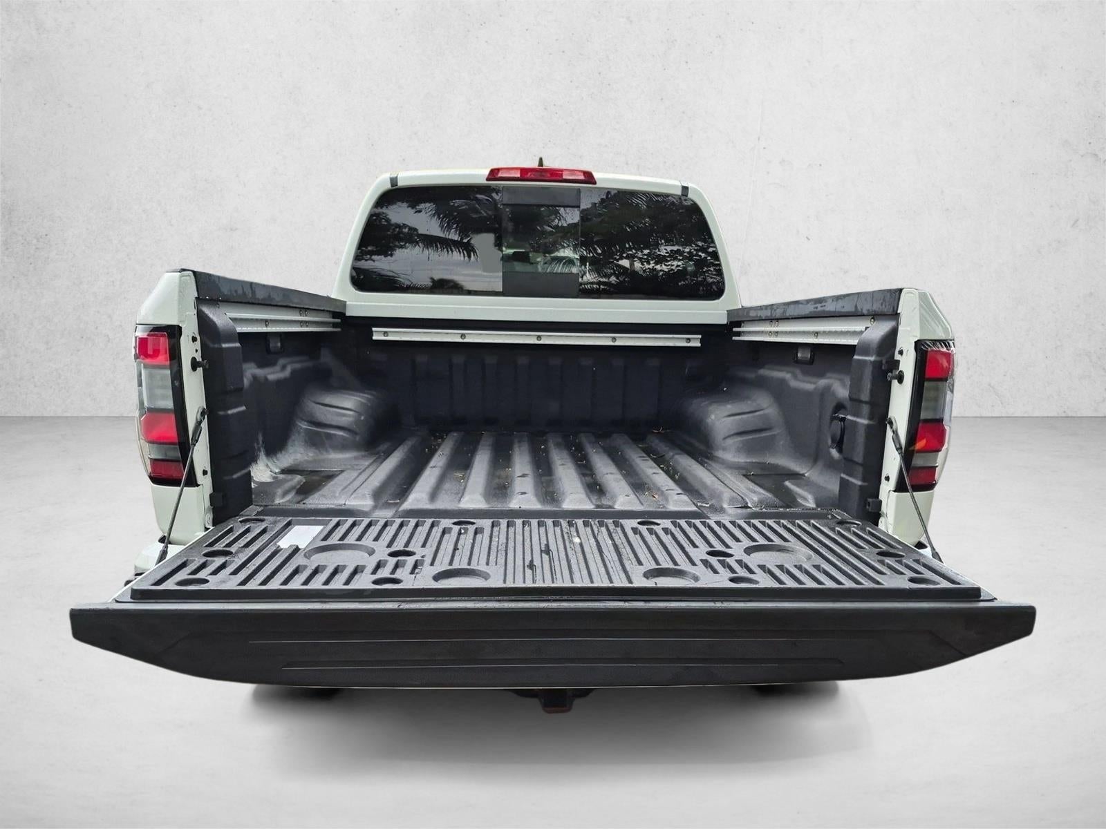 2024 Nissan Frontier Crew Cab 4x2 SV