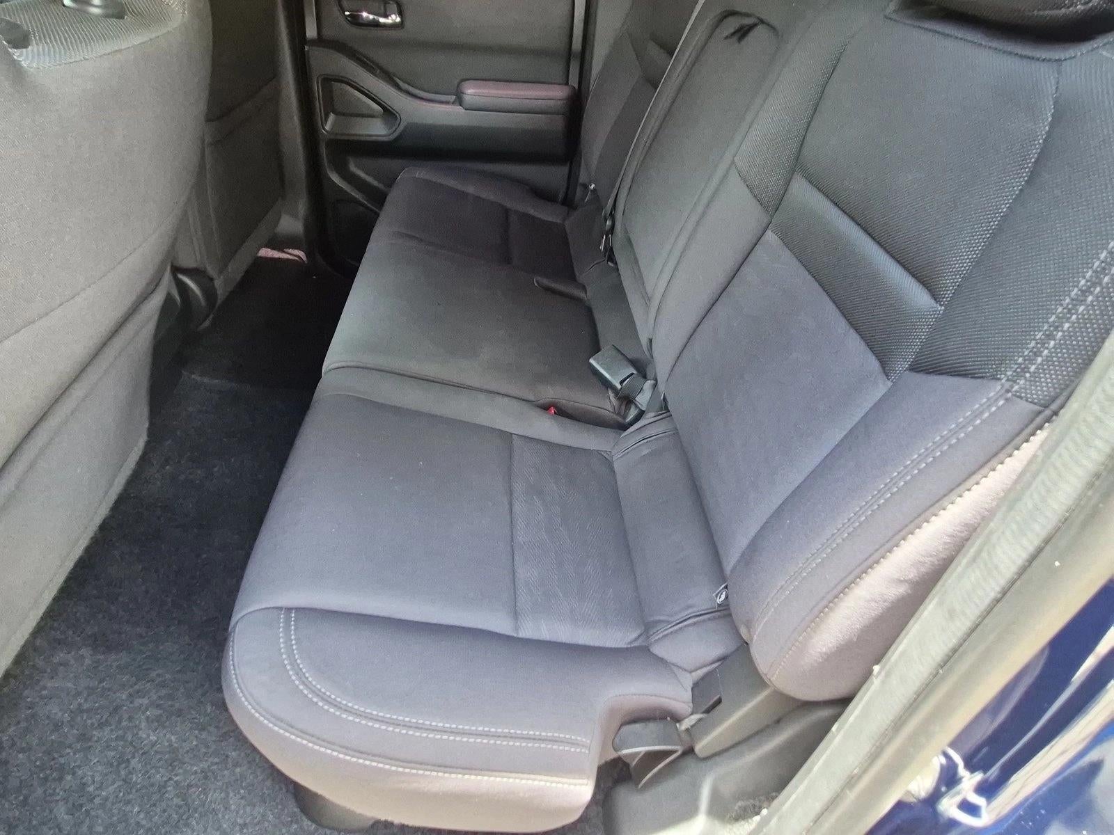 2022 Nissan Frontier Crew Cab 4x4 SV Auto