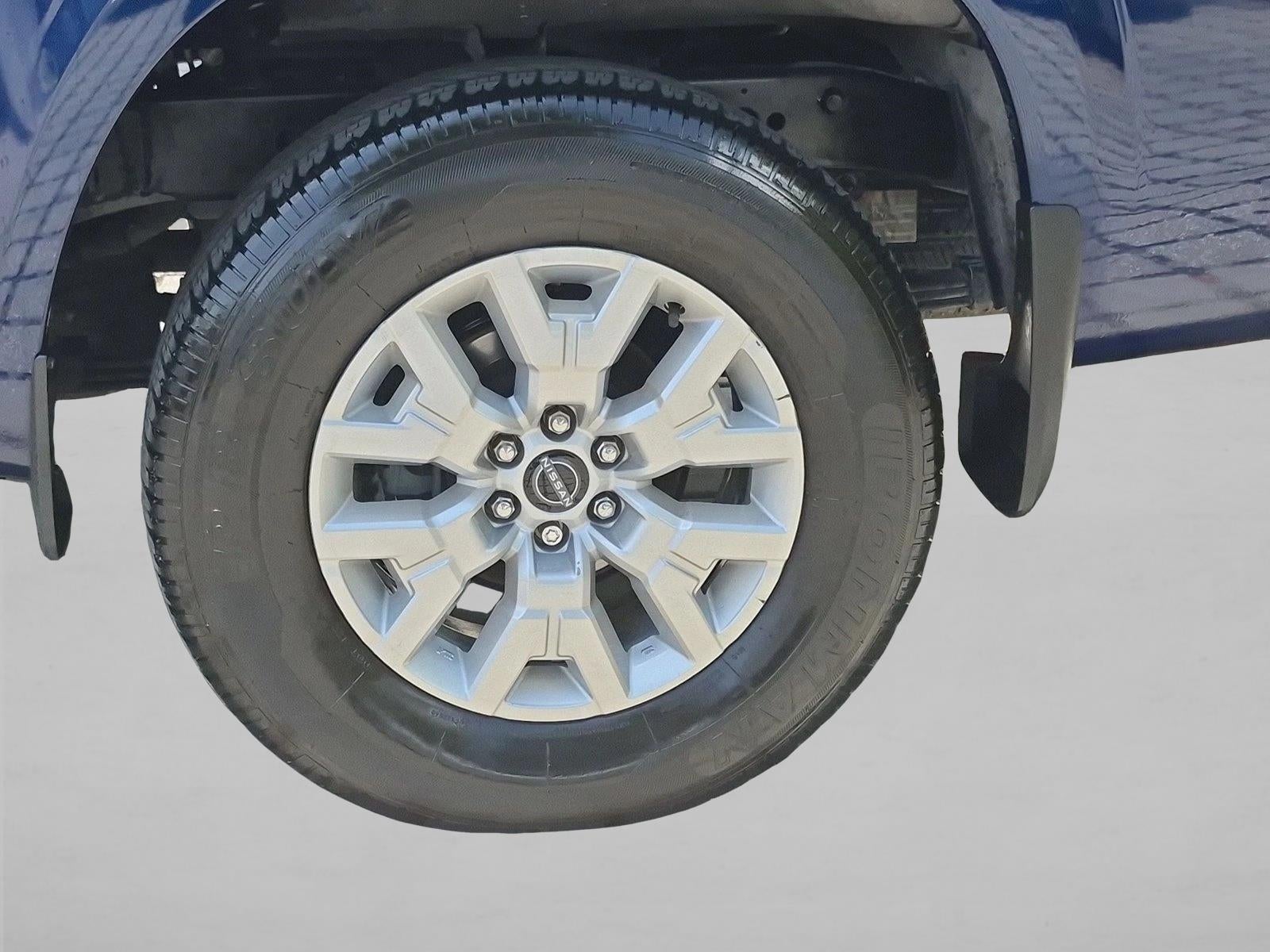 2022 Nissan Frontier Crew Cab 4x4 SV Auto
