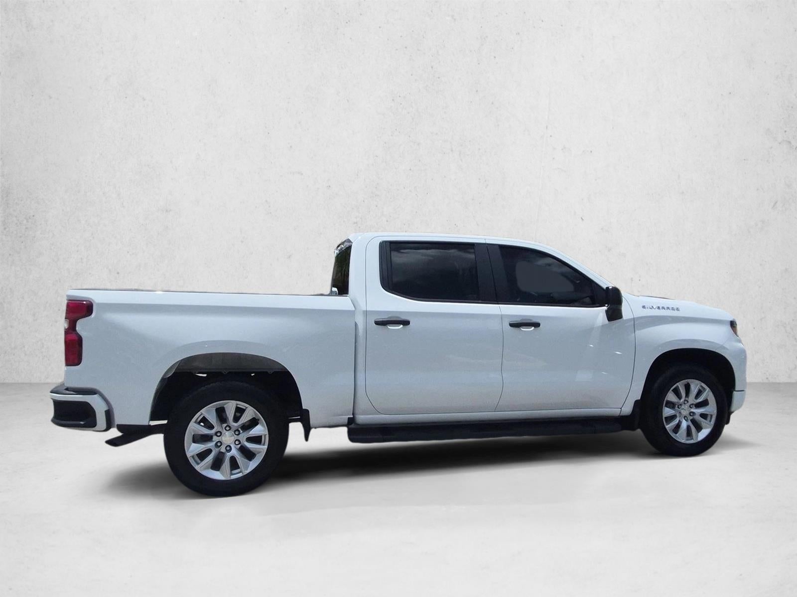 2023 Chevrolet Silverado 1500 Crew Cab Short Box 2-Wheel Drive Custom