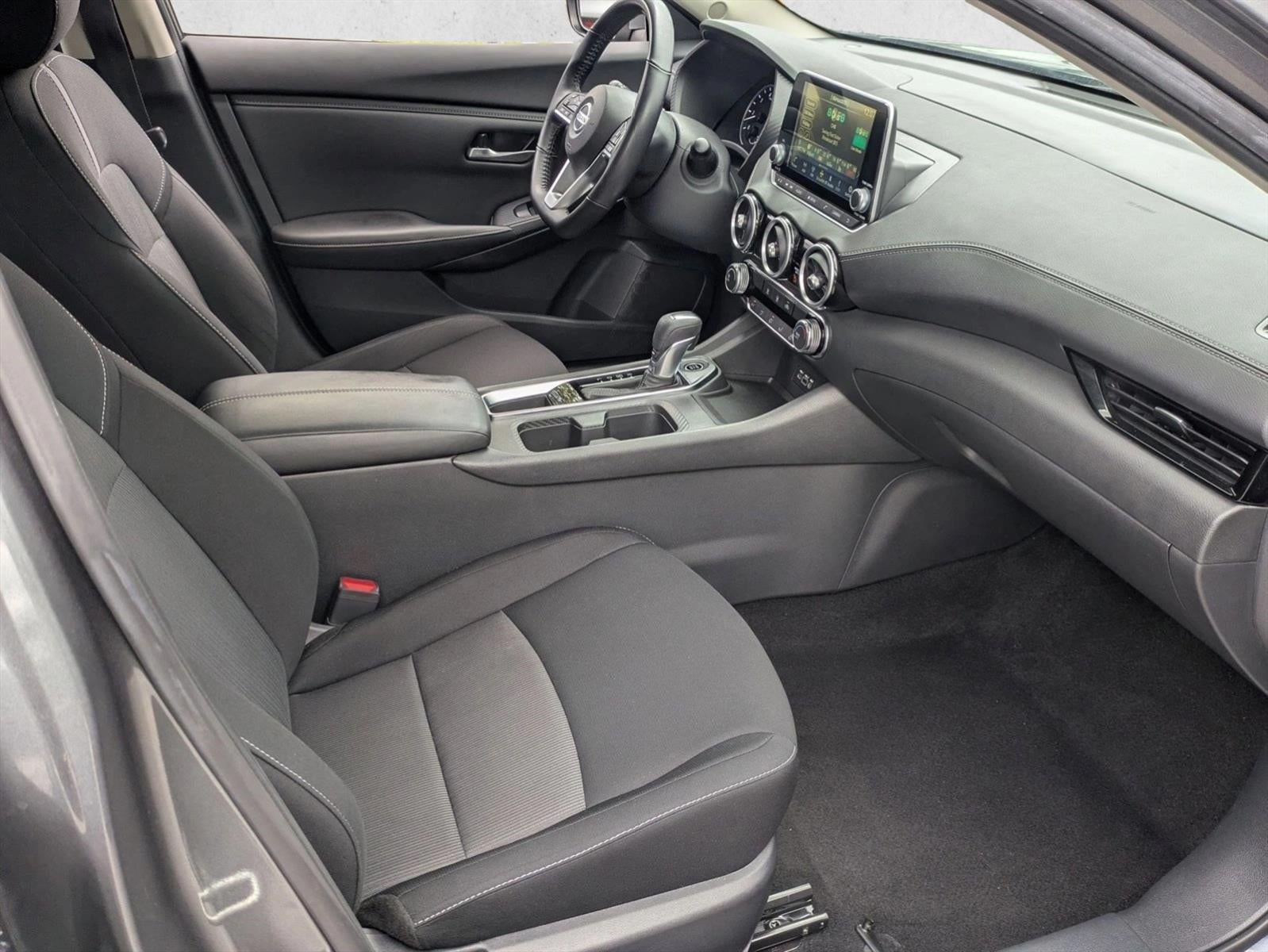 2022 Nissan Sentra SV CVT