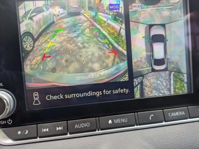 2025 Nissan Sentra SR CVT