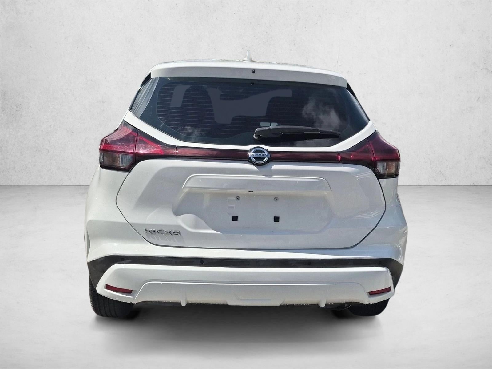2023 Nissan Kicks S FWD