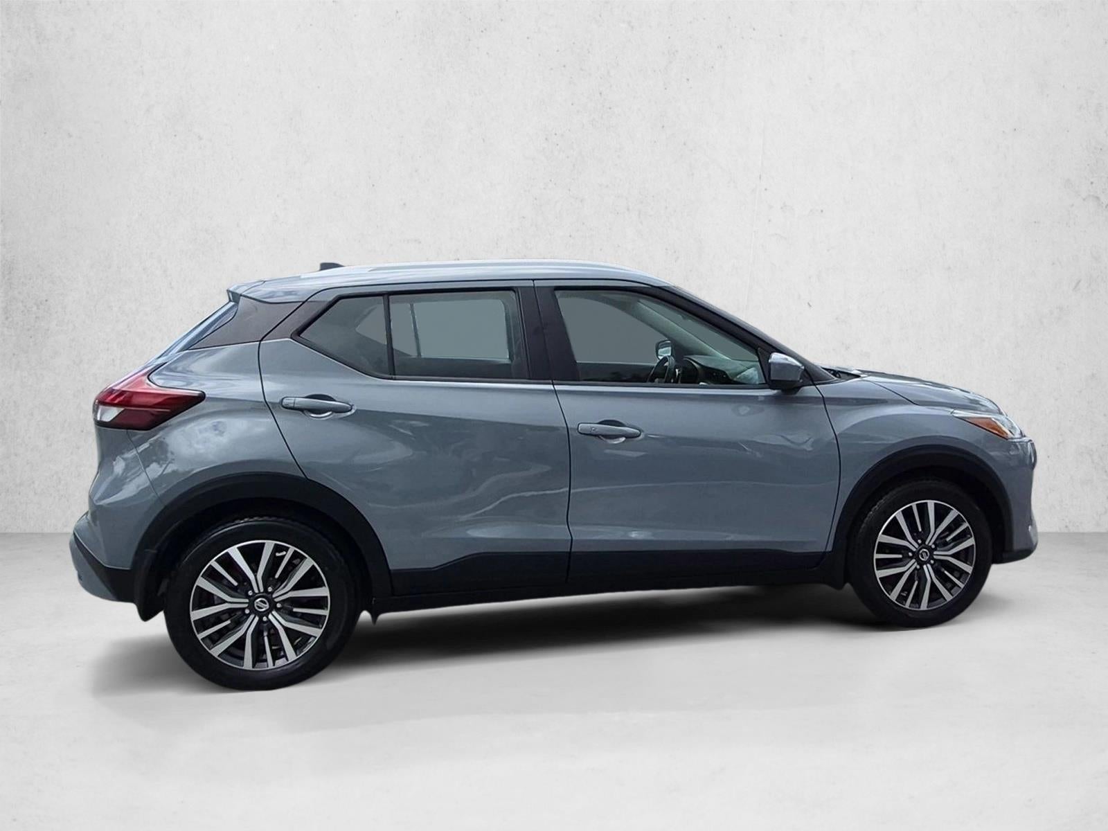 2021 Nissan Kicks SV FWD
