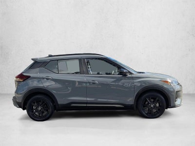 2021 Nissan Kicks SR FWD