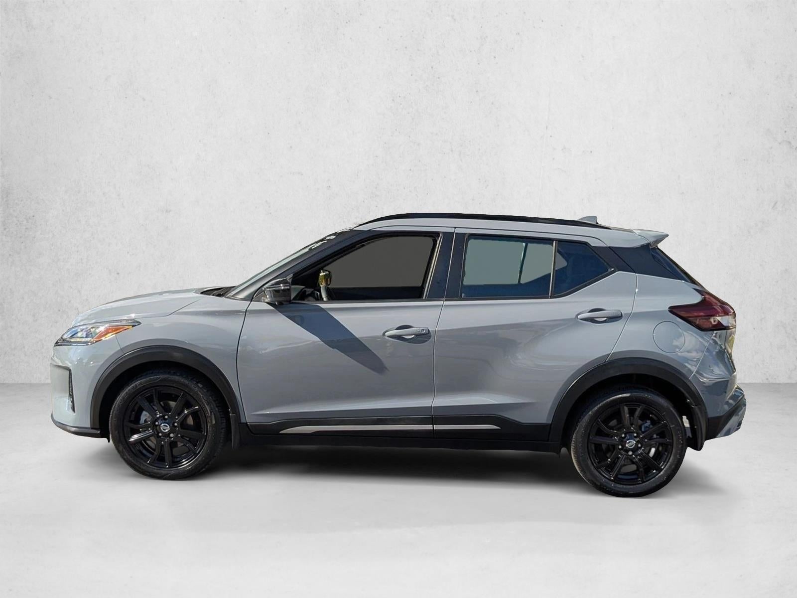 2021 Nissan Kicks SR FWD