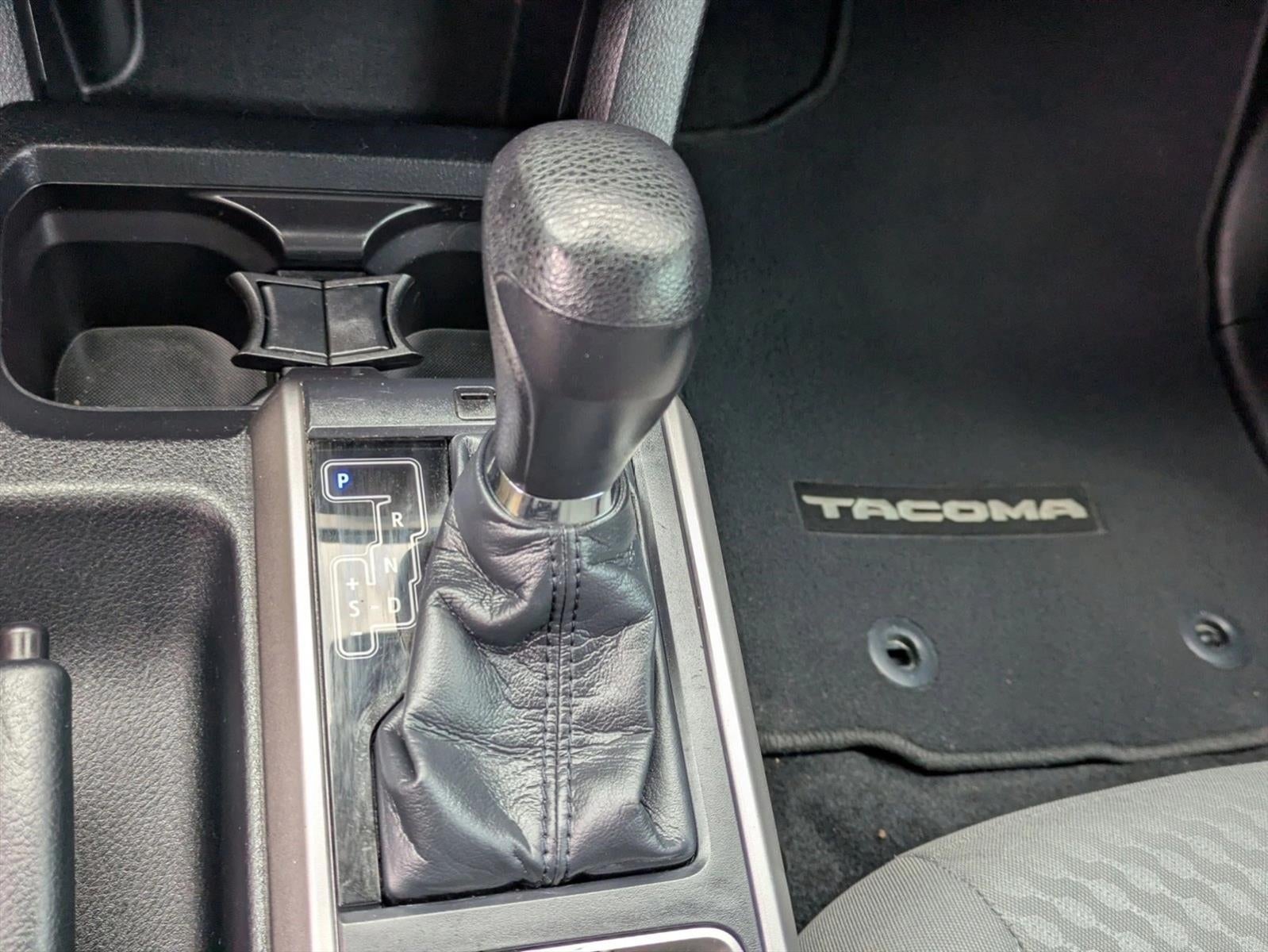 2020 Toyota Tacoma 2WD 2WD SR5 Double Cab 5' Bed V6 AT (GS)