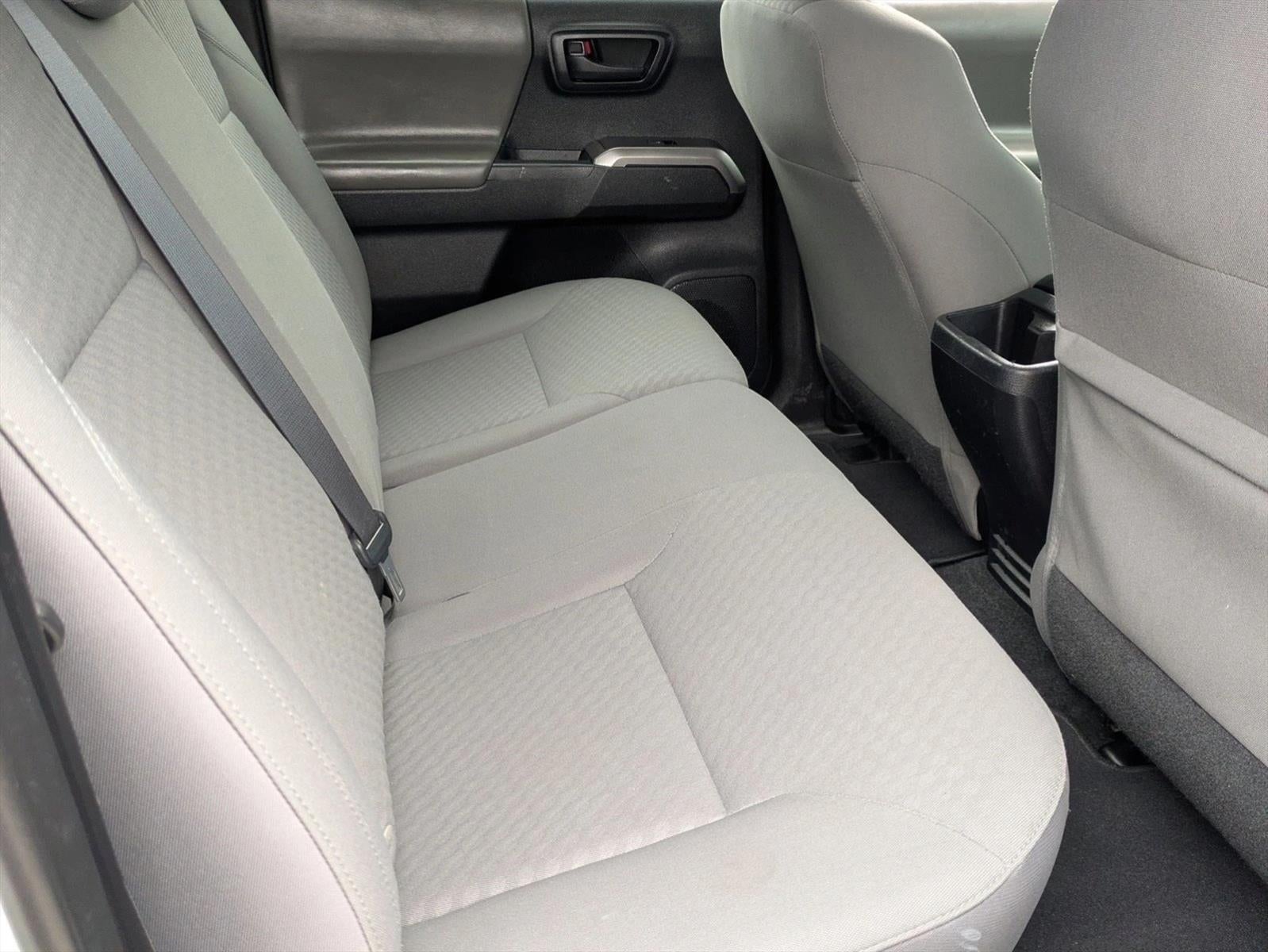 2020 Toyota Tacoma 2WD 2WD SR5 Double Cab 5' Bed V6 AT (GS)