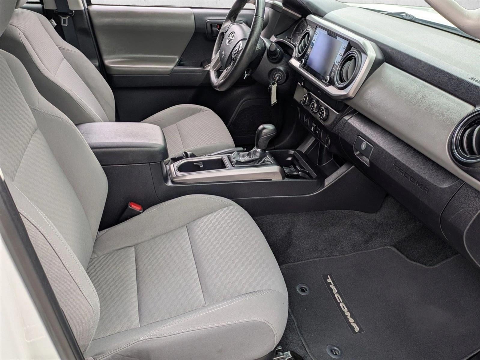 2020 Toyota Tacoma 2WD 2WD SR5 Double Cab 5' Bed V6 AT (GS)