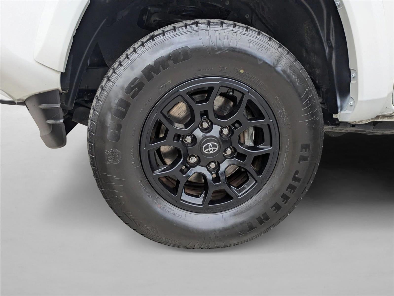 2020 Toyota Tacoma 2WD 2WD SR5 Double Cab 5' Bed V6 AT (GS)