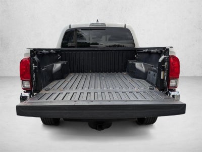 2020 Toyota Tacoma 2WD 2WD SR5 Double Cab 5' Bed V6 AT (GS)