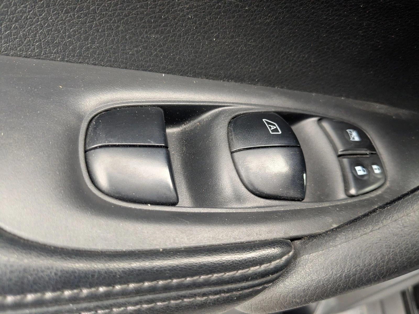 2020 Nissan Rogue FWD S