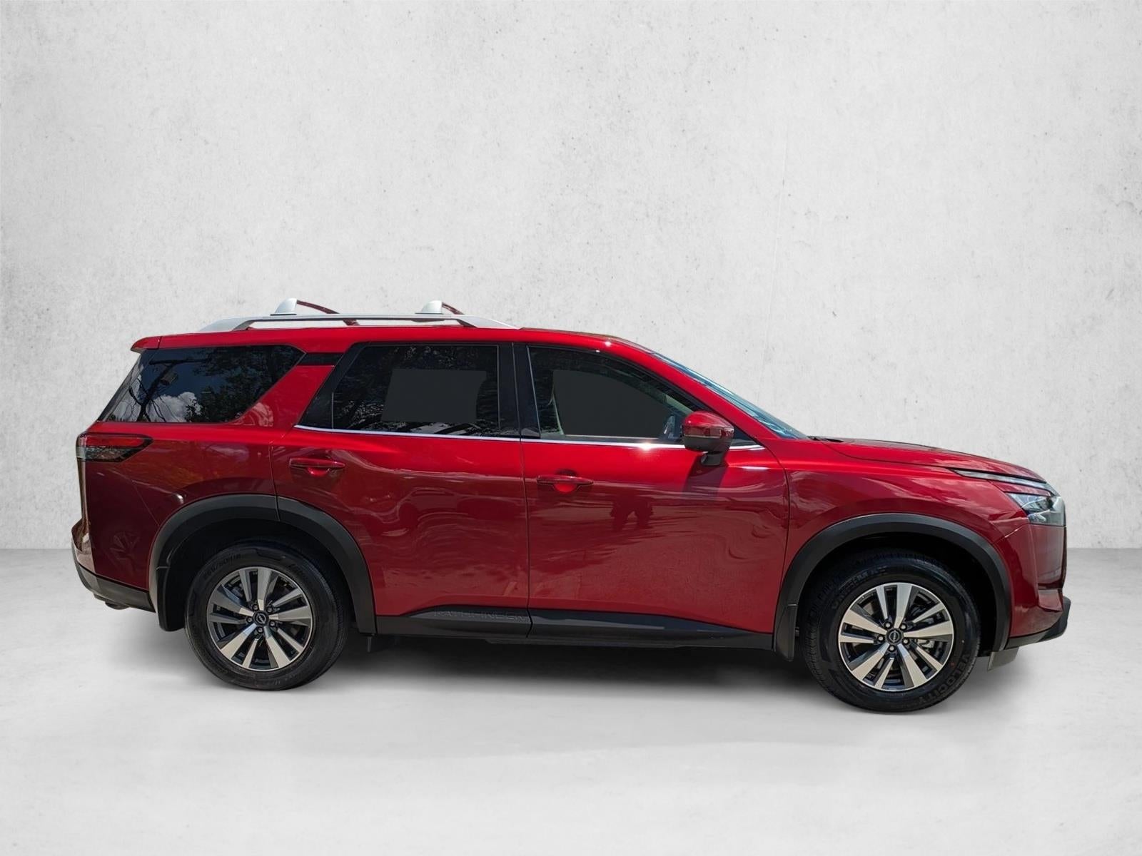 2024 Nissan Pathfinder SL 2WD