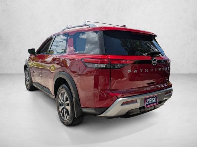2024 Nissan Pathfinder SL 2WD