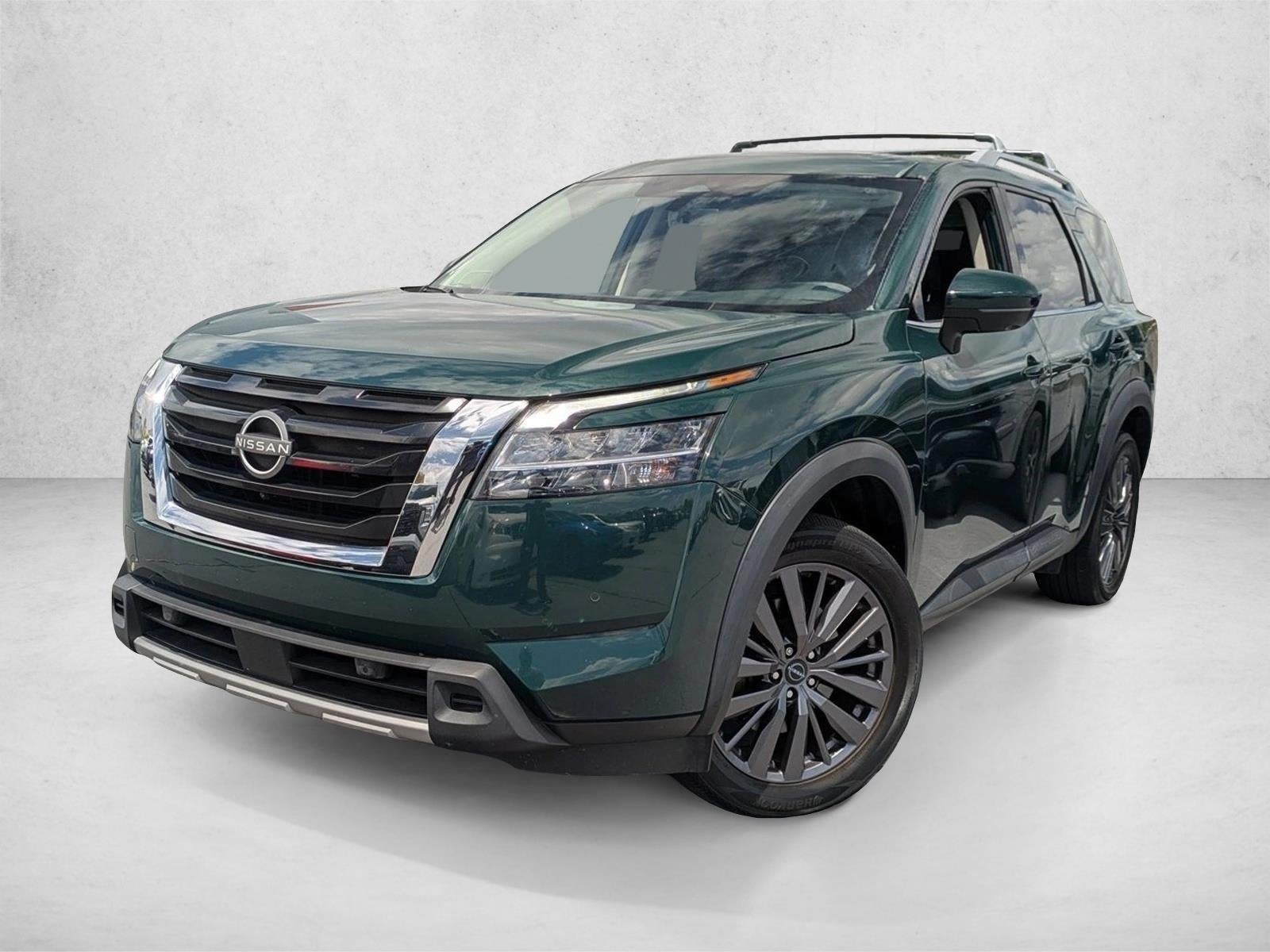 2023 Nissan Pathfinder SL 2WD