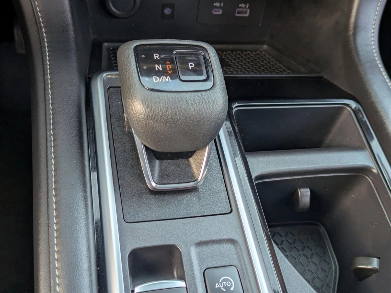 2023 Nissan Pathfinder SL 2WD